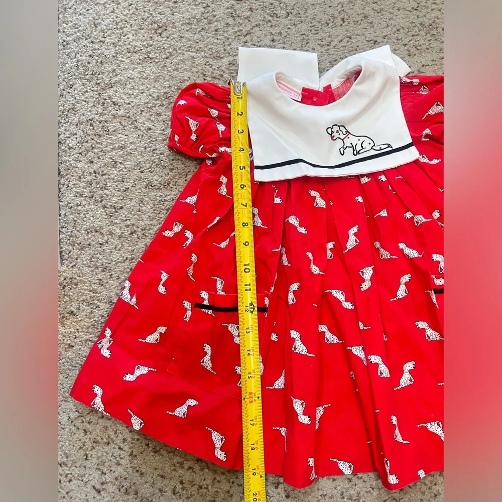 VNTG Girl's Dorissa II 80s Dogs All Over Print Red Dress Cape Size‎ 4T Holiday